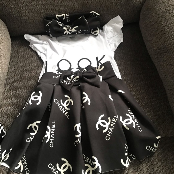 Ready-To-Wear - Picture 5 of 6